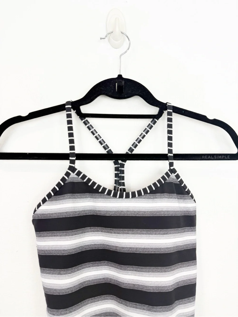 Lululemon Power Y Black White Stripe Tank Top Size 4